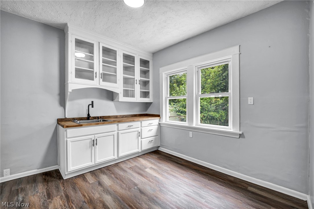 13805 Chapelside Avenue Cleveland OH 44120