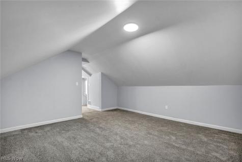 13805 Chapelside Avenue Cleveland OH 44120