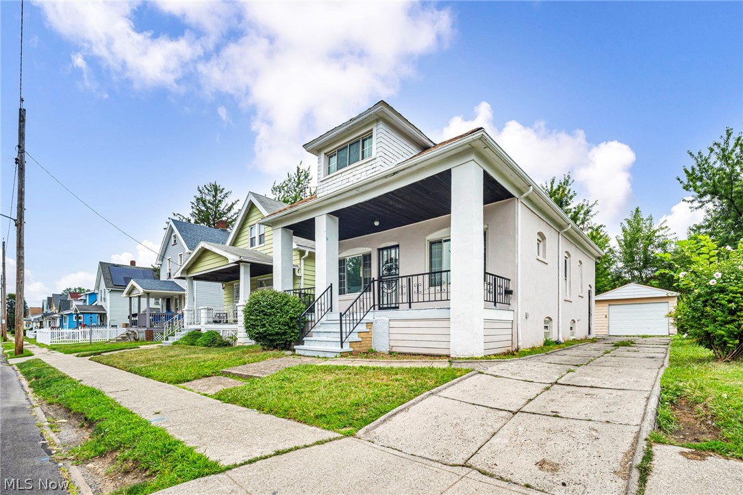13805 Chapelside Avenue Cleveland OH 44120