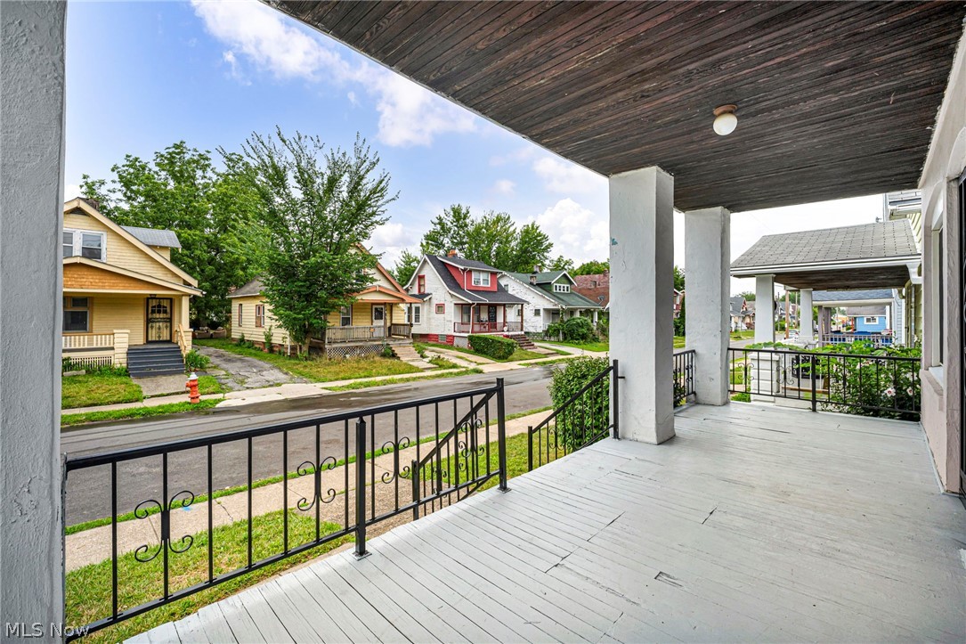 13805 Chapelside Avenue Cleveland OH 44120