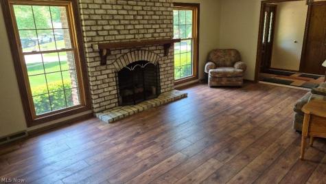 410 Breezewood Circle Wadsworth OH 44281