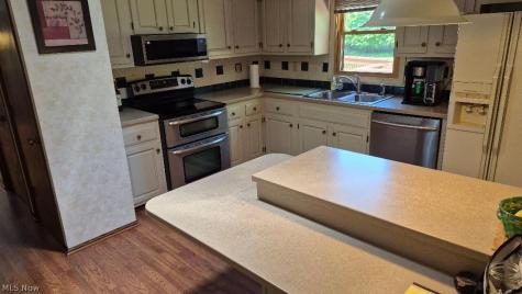 410 Breezewood Circle Wadsworth OH 44281