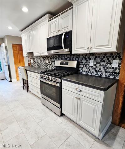 7607 Big Creek Middleburg Heights OH 44130