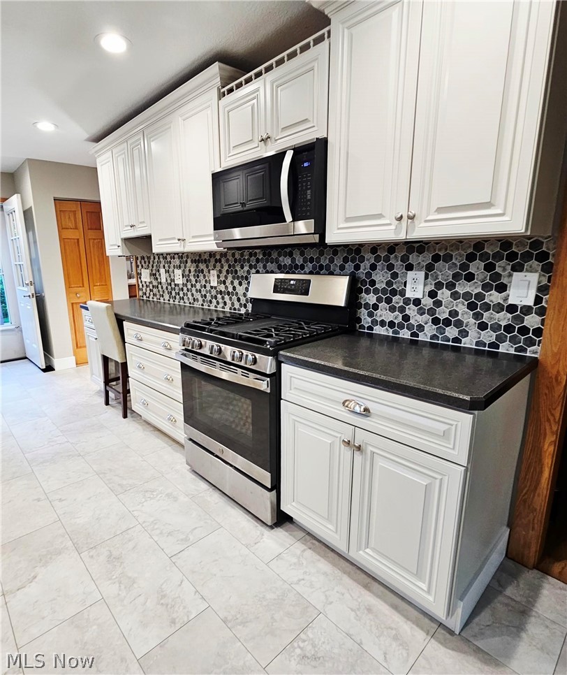 7607 Big Creek Middleburg Heights OH 44130