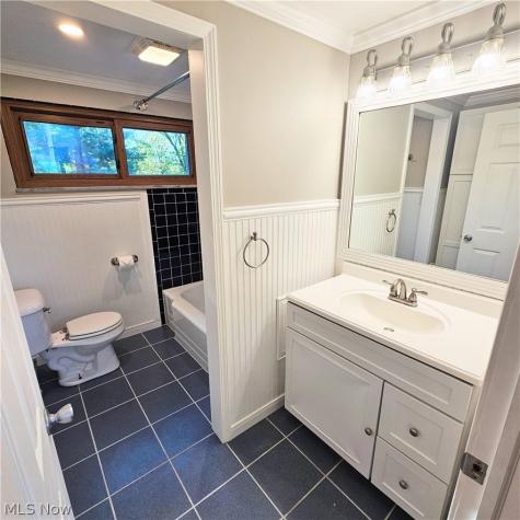 7607 Big Creek Middleburg Heights OH 44130