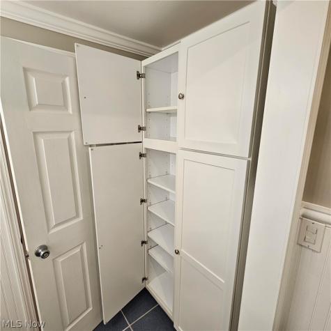 7607 Big Creek Middleburg Heights OH 44130