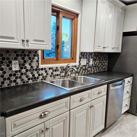7607 Big Creek Middleburg Heights OH 44130