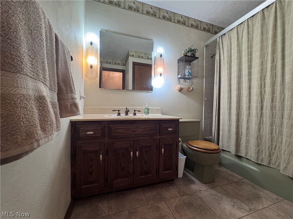 30416 Carey Road Salem OH 44460