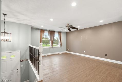 2974 Bronco Drive Clinton OH 44216