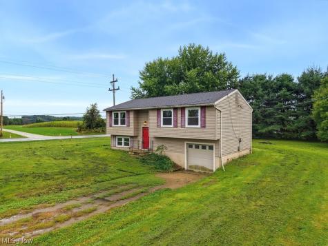 2974 Bronco Drive Clinton OH 44216