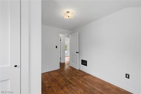 2764 Garfield Boulevard Lorain OH 44052