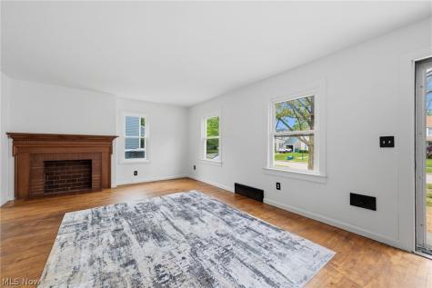 2764 Garfield Boulevard Lorain OH 44052