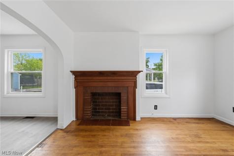 2764 Garfield Boulevard Lorain OH 44052