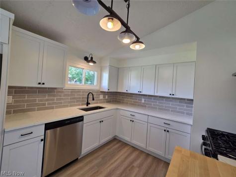 9079 N Plaza Drive Northfield OH 44067
