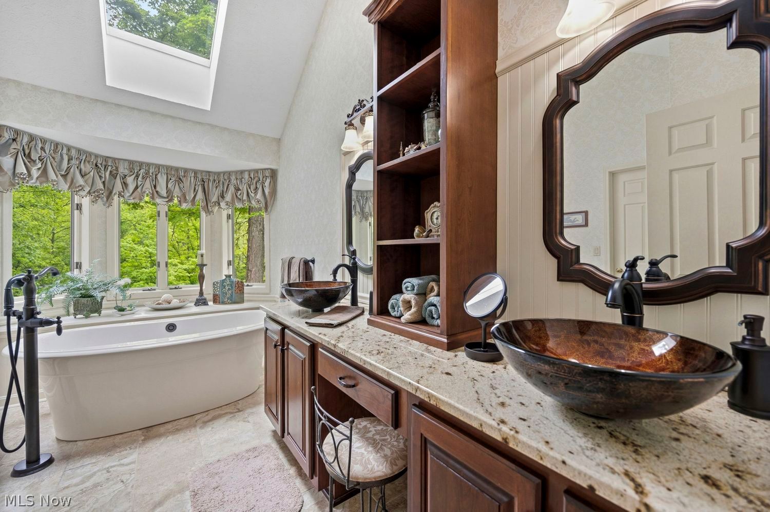 15115 Hemlock Point Road Chagrin Falls OH 44022