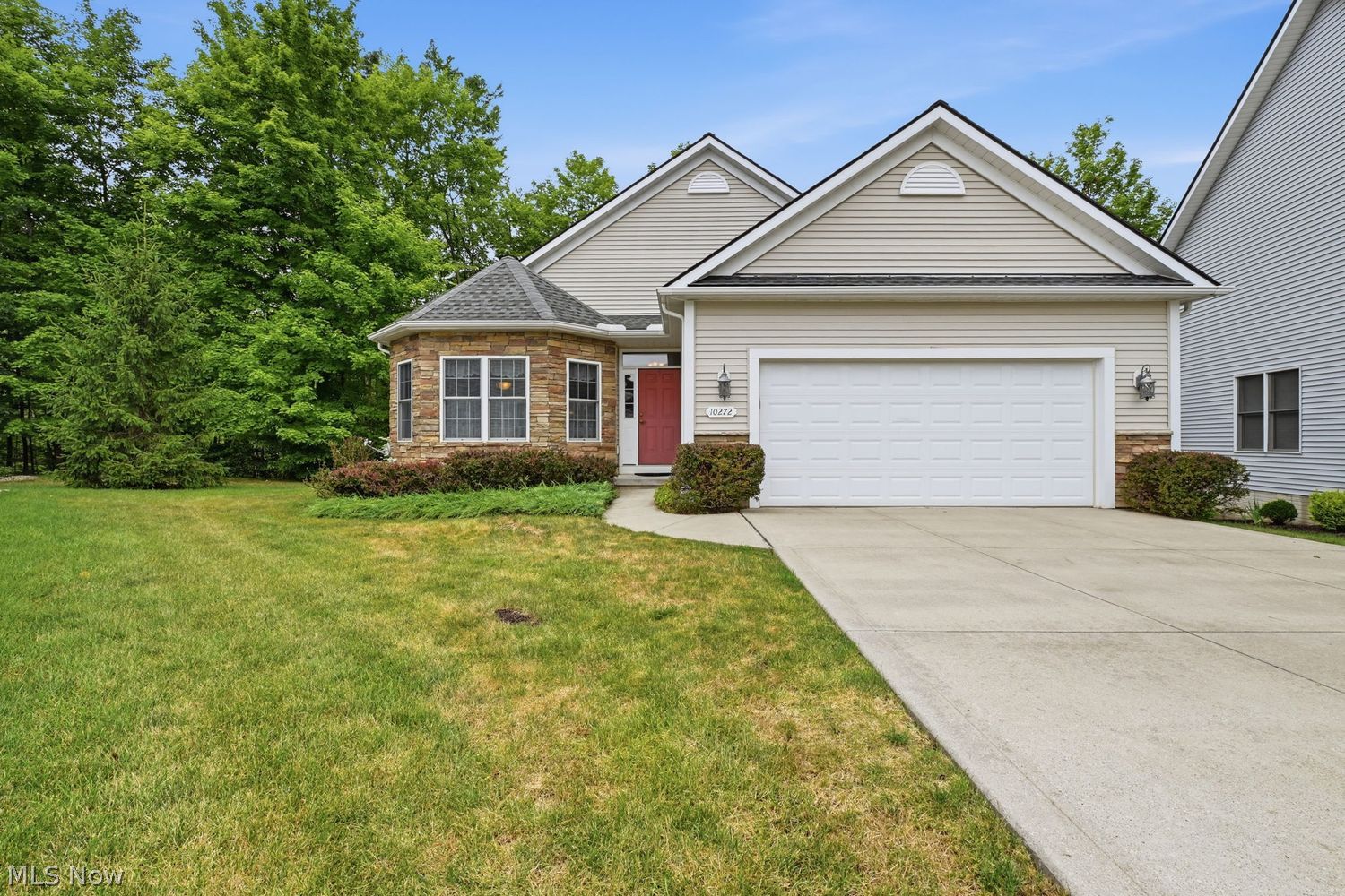 North Royalton OH, 10272 River Run Lane