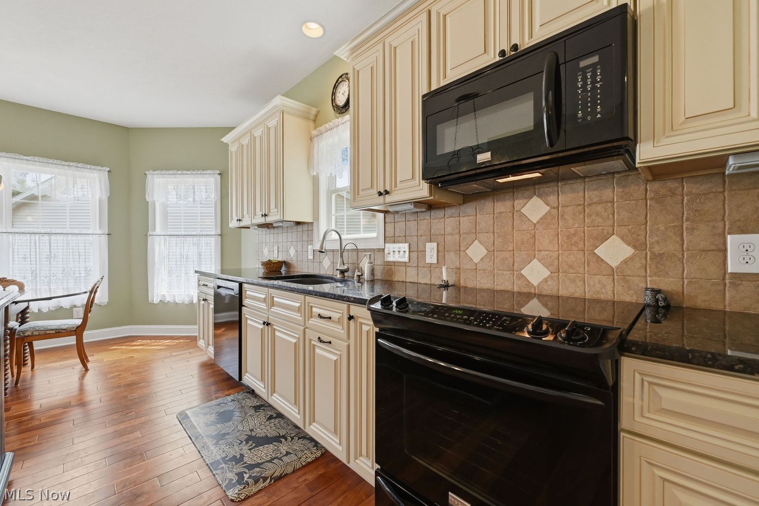 10272 River Run Lane North Royalton OH 44133