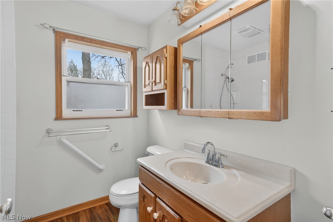 856 E Highland Avenue Wooster OH 44691