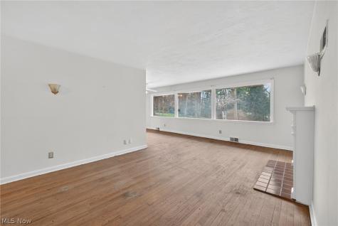 856 E Highland Avenue Wooster OH 44691