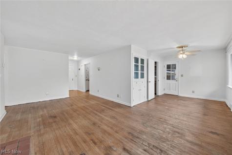 856 E Highland Avenue Wooster OH 44691