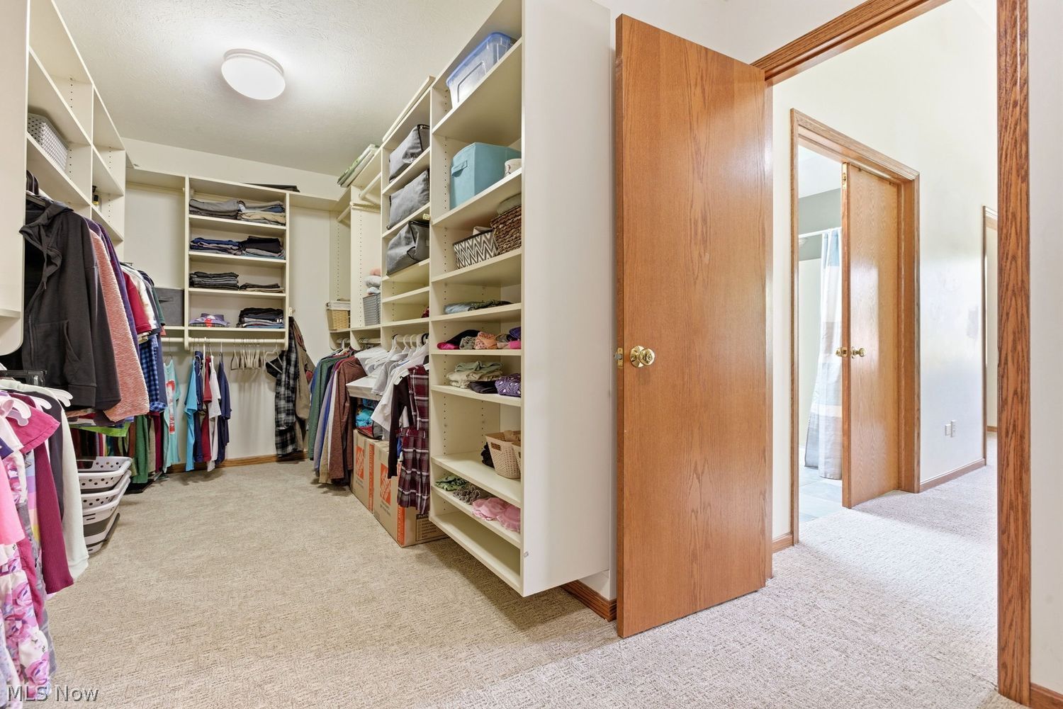 15142 Old Oak Drive Strongsville OH 44149