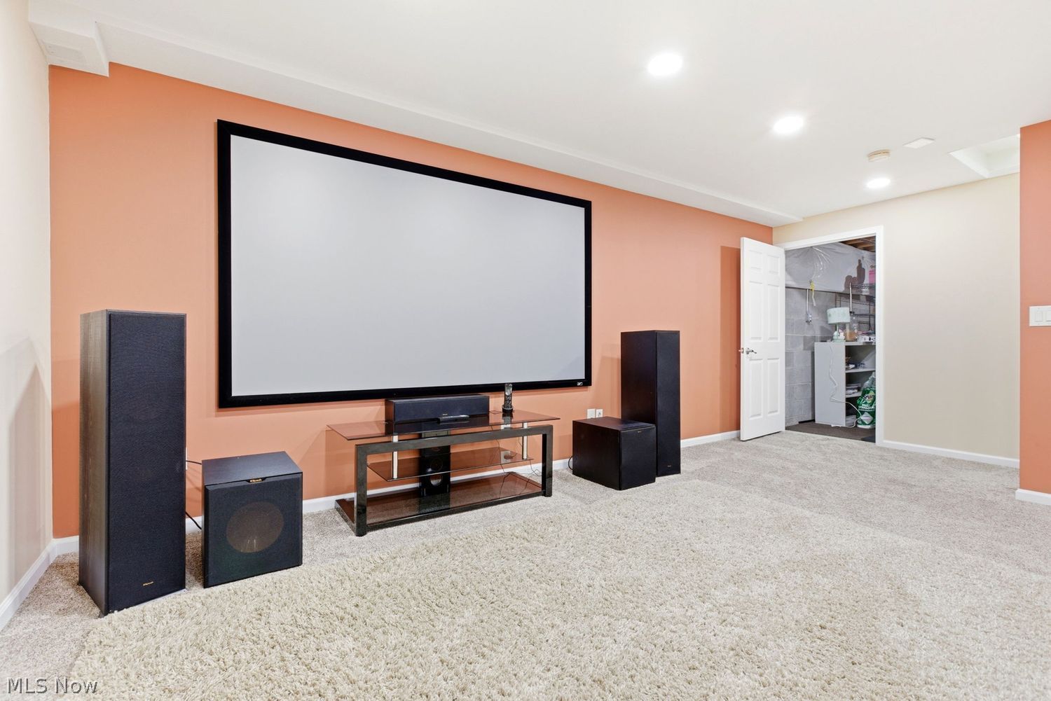 15142 Old Oak Drive Strongsville OH 44149