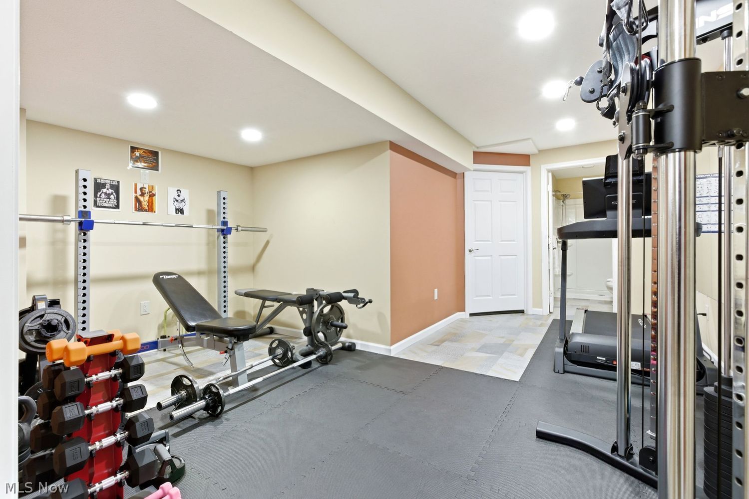 15142 Old Oak Drive Strongsville OH 44149