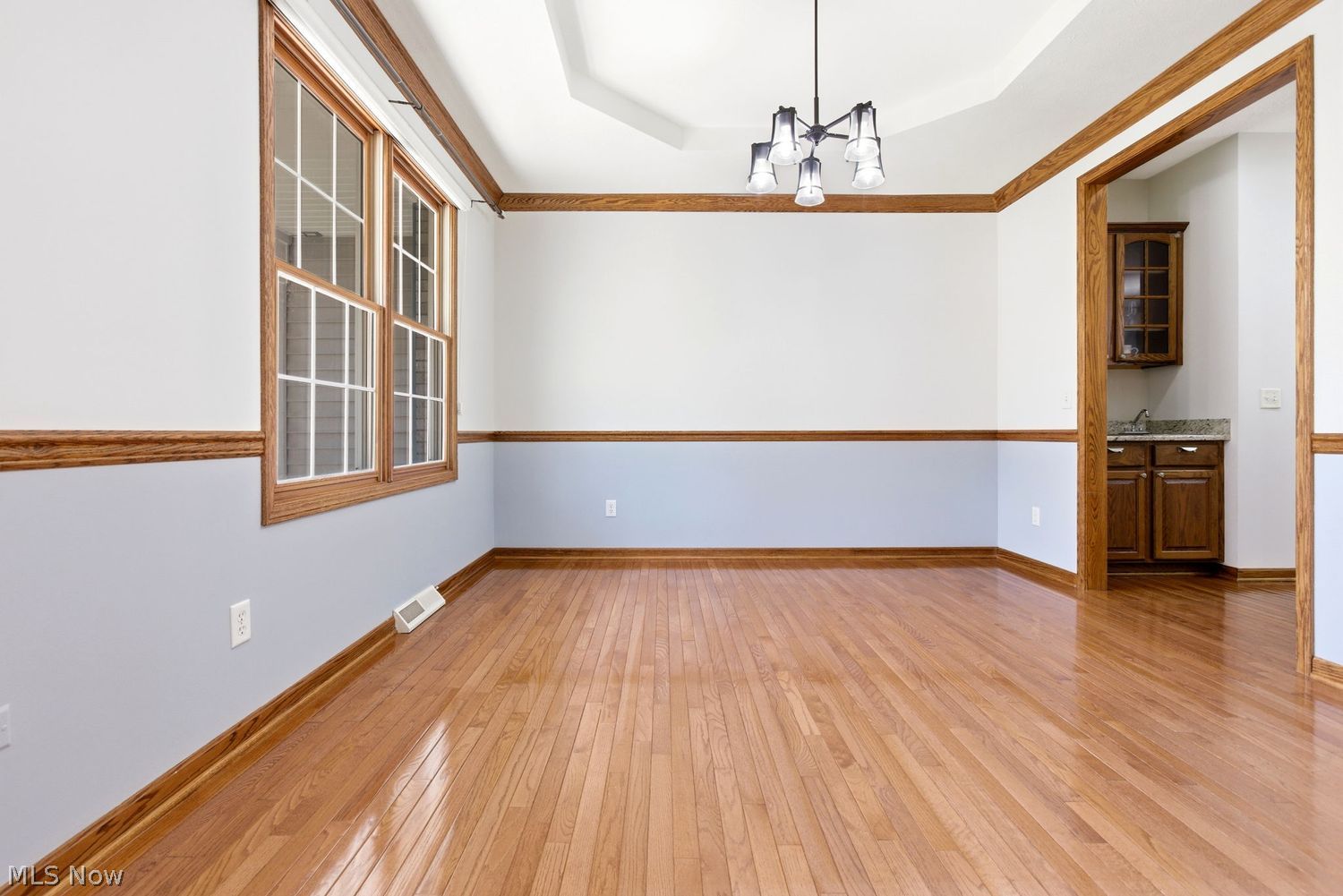 15142 Old Oak Drive Strongsville OH 44149