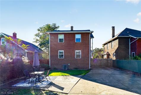 107 N Hartford Avenue Youngstown OH 44509