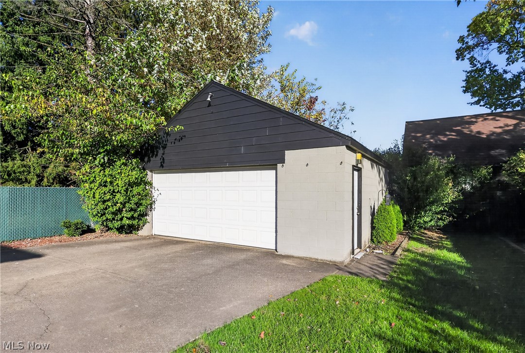107 N Hartford Avenue Youngstown OH 44509