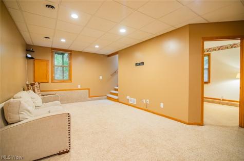 645 Pearl Street Extension Marietta OH 45750