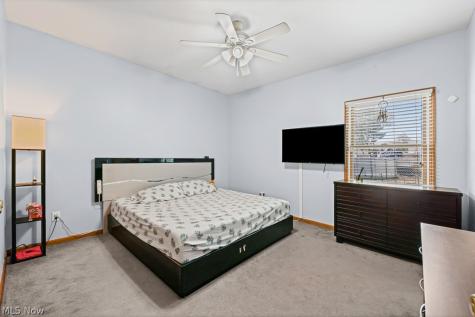 374 Pauline Avenue Akron OH 44312