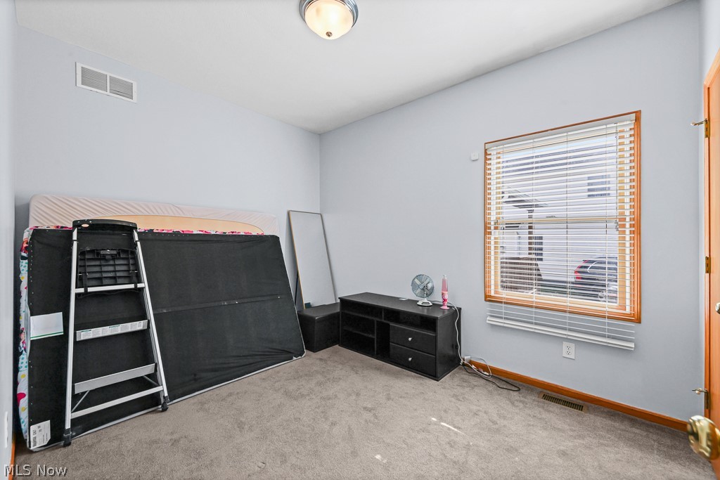 374 Pauline Avenue Akron OH 44312