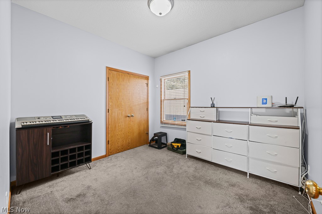 374 Pauline Avenue Akron OH 44312