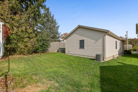 374 Pauline Avenue Akron OH 44312