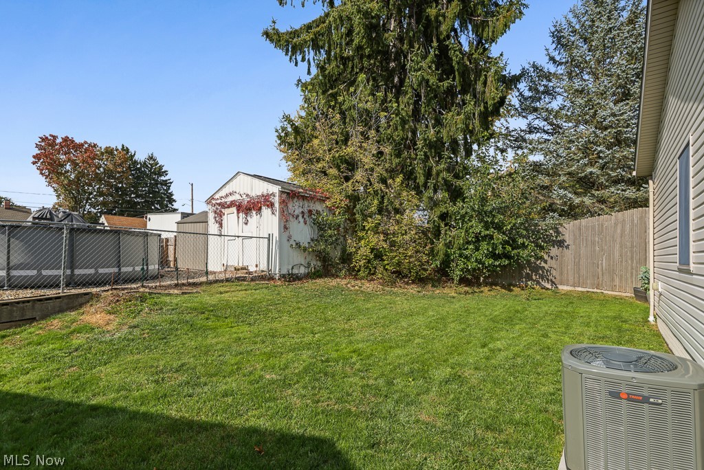 374 Pauline Avenue Akron OH 44312