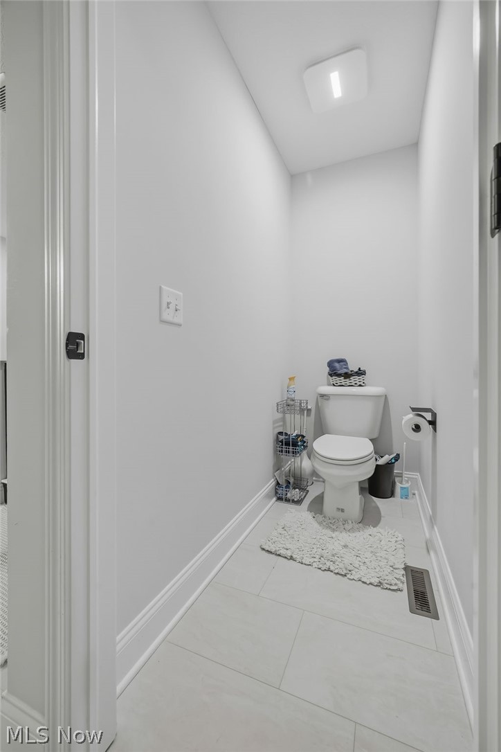 8196 Macthomas Avenue NW North Canton OH 44720
