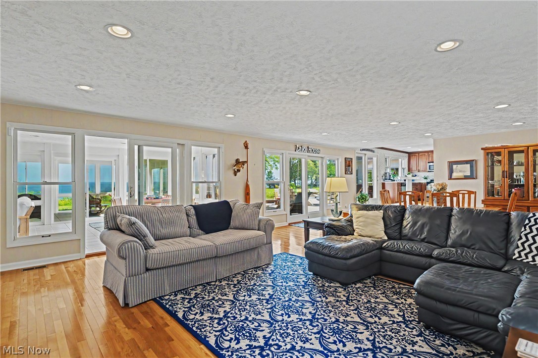 1300 Lake Road Conneaut OH 44030