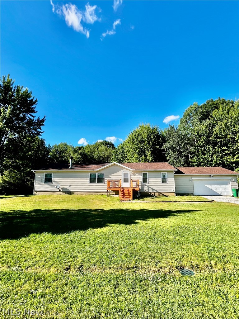 1324 Lake Vue Drive Roaming Shores OH 44085