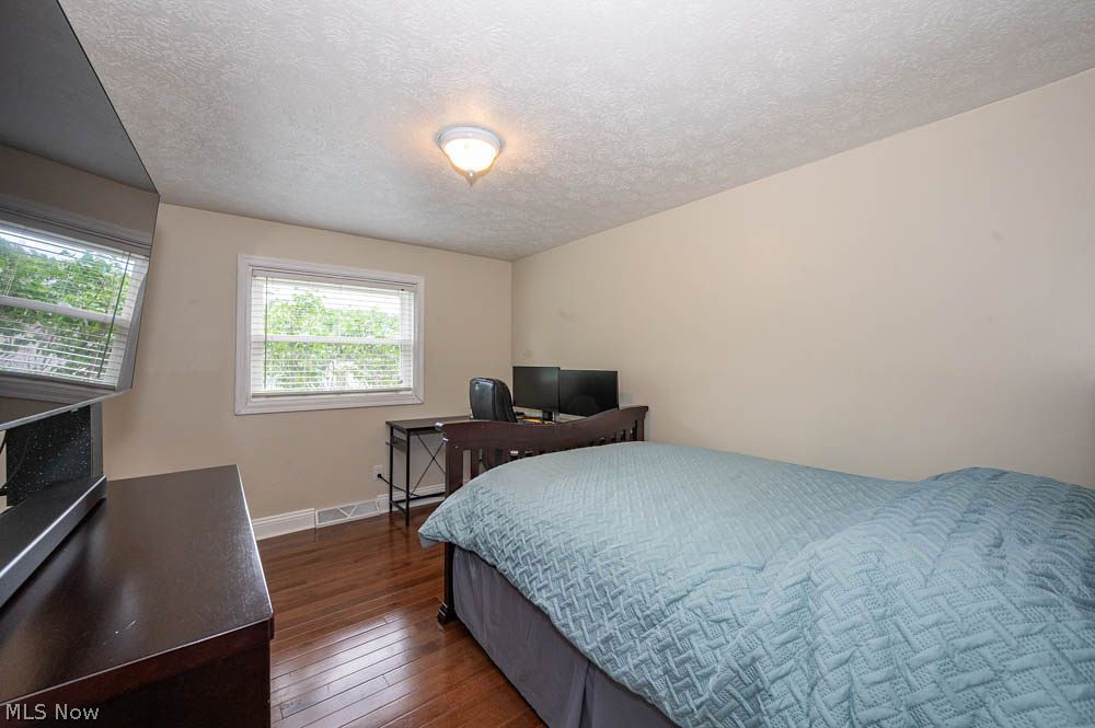1759 Arbor Drive Mineral Ridge OH 44440