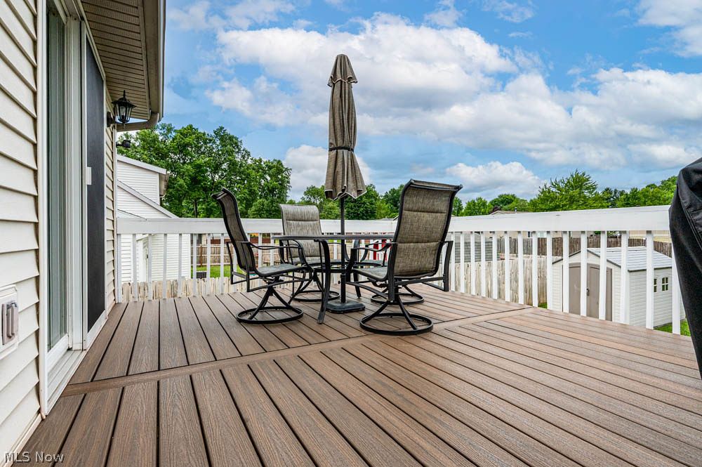 1759 Arbor Drive Mineral Ridge OH 44440