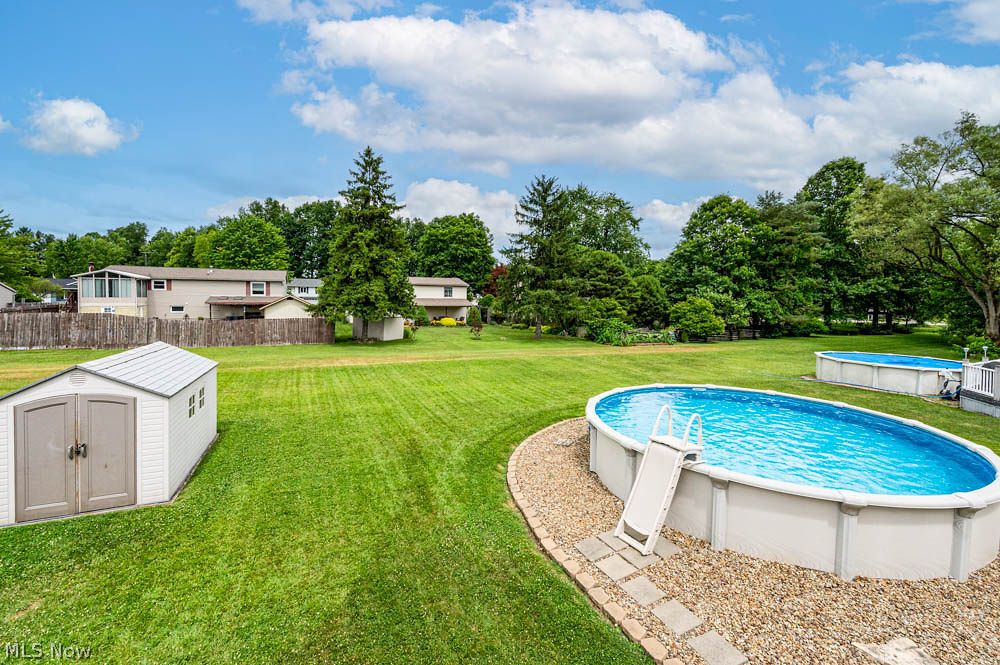 1759 Arbor Drive Mineral Ridge OH 44440