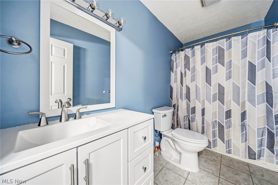 2486 Trellis Place Rock Creek OH 44084