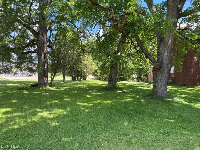 2610 E South Range New Springfield OH 44443