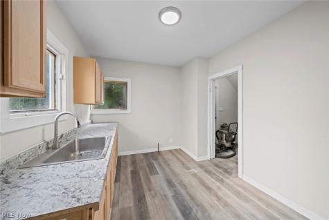 12617 Imperial Avenue Cleveland OH 44120