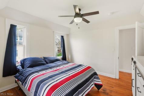 3871 Mayfield Road Cleveland Heights OH 44121
