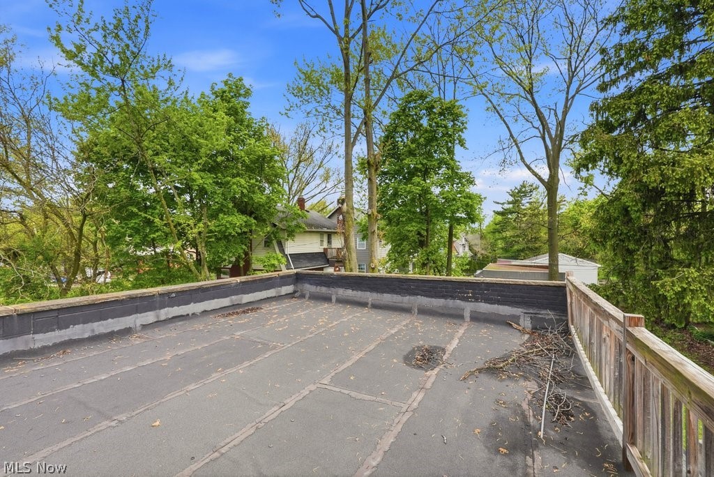 3871 Mayfield Road Cleveland Heights OH 44121
