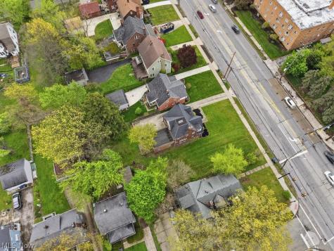 3871 Mayfield Road Cleveland Heights OH 44121