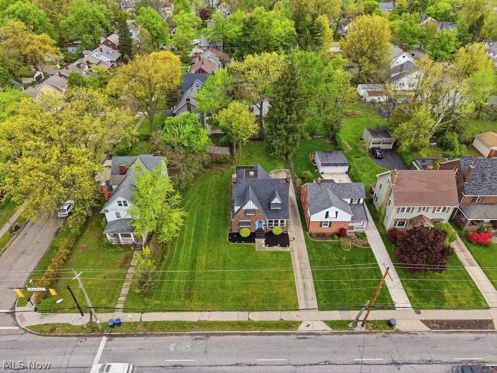 3871 Mayfield Road Cleveland Heights OH 44121