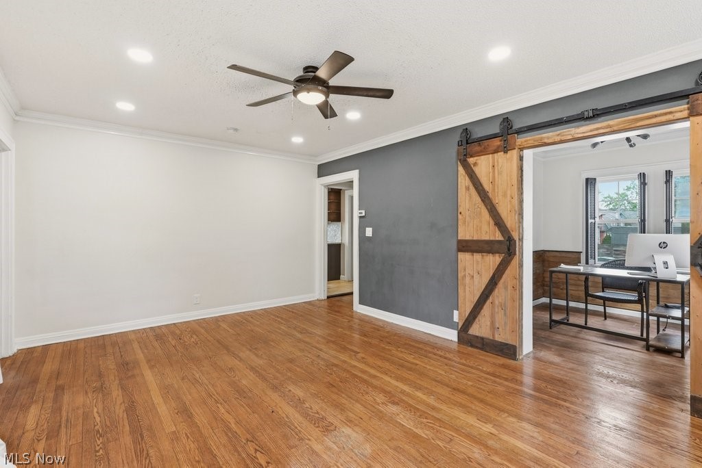3871 Mayfield Road Cleveland Heights OH 44121